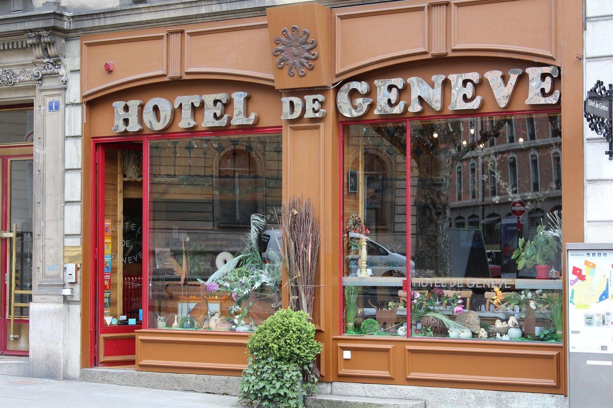Hotel De Geneve Bagian luar foto